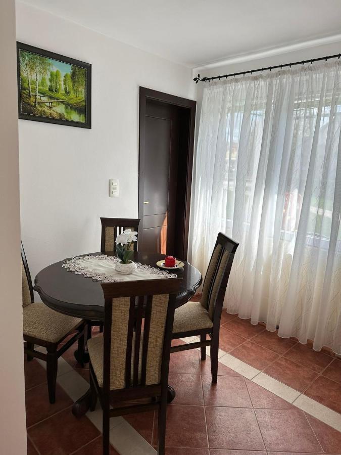 Apartmani Emily & Jully Niksic Exterior photo